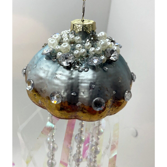 2 Jellyfish Ornaments Glass Pink & Blue Christmas Pearl Flowing Tentacles - Picture 7 of 10